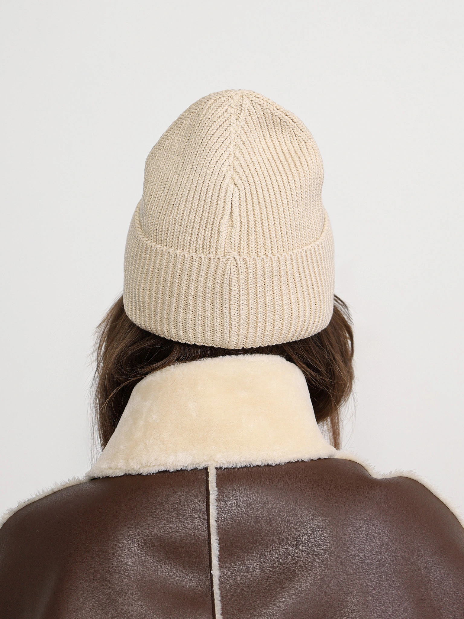 Шапка-бини из смесовой вискозы с отворотом на подкладе в ассортименте